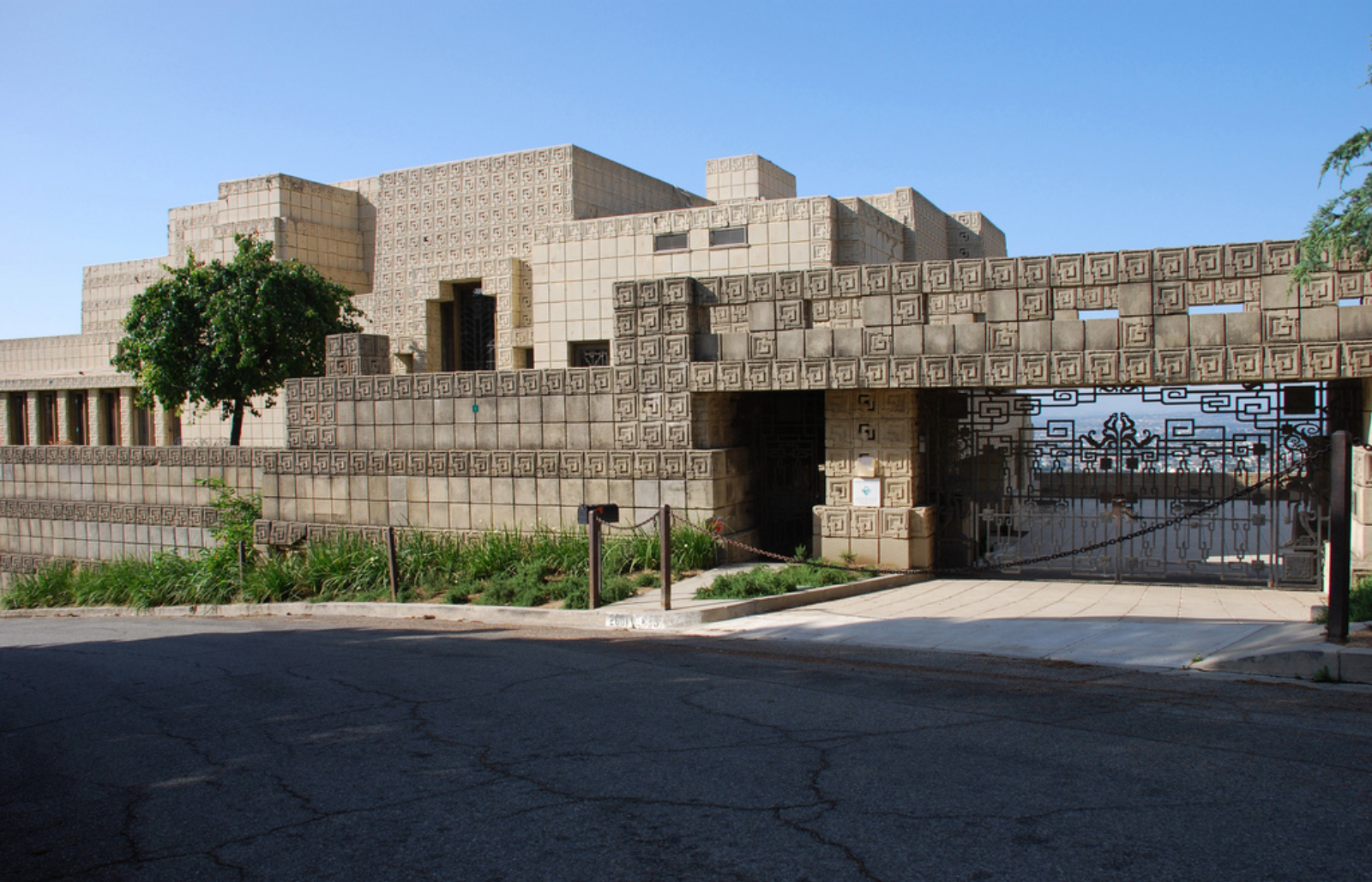Ennis House Docomomo