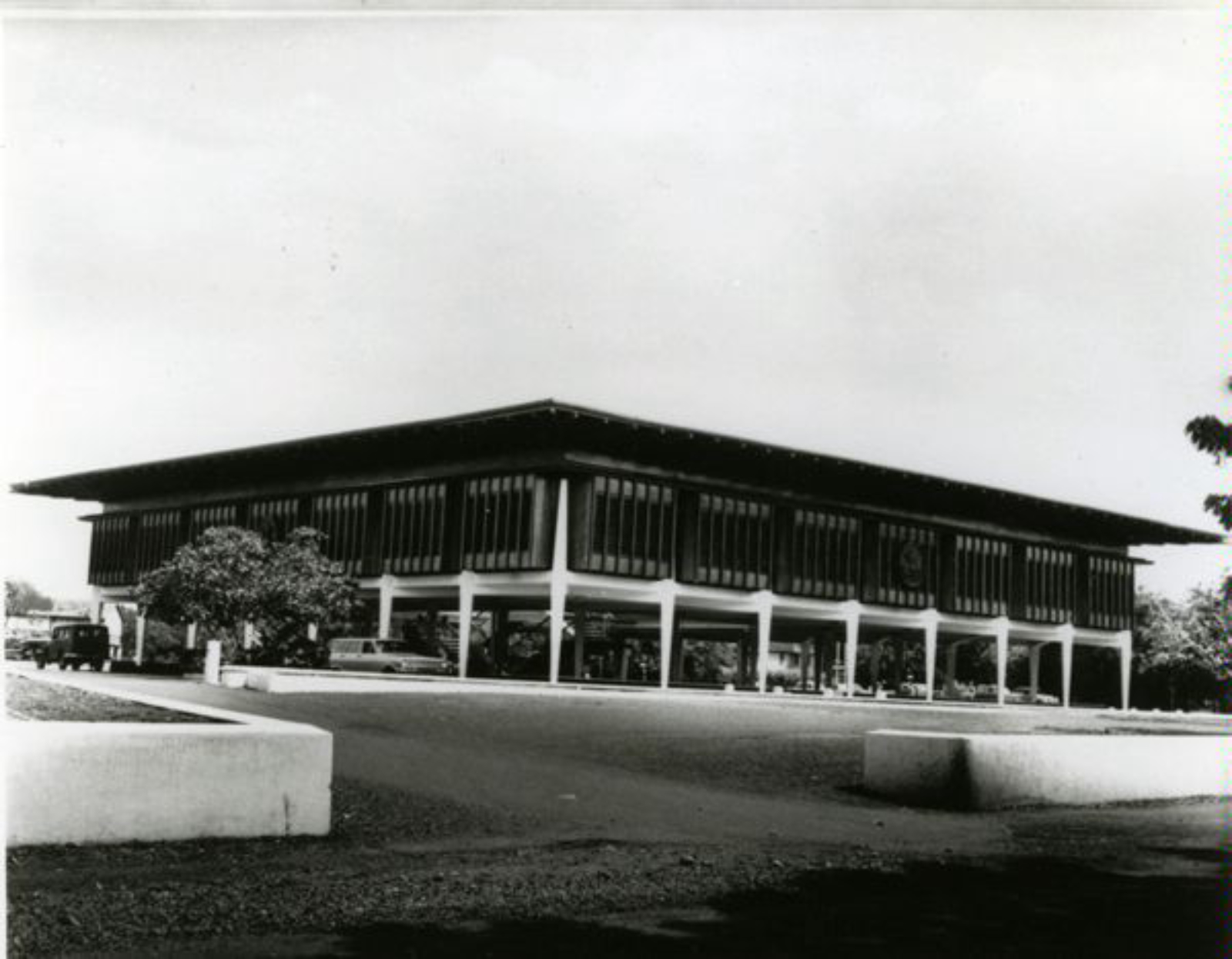 former-u-s-embassy-accra-ghana-docomomo