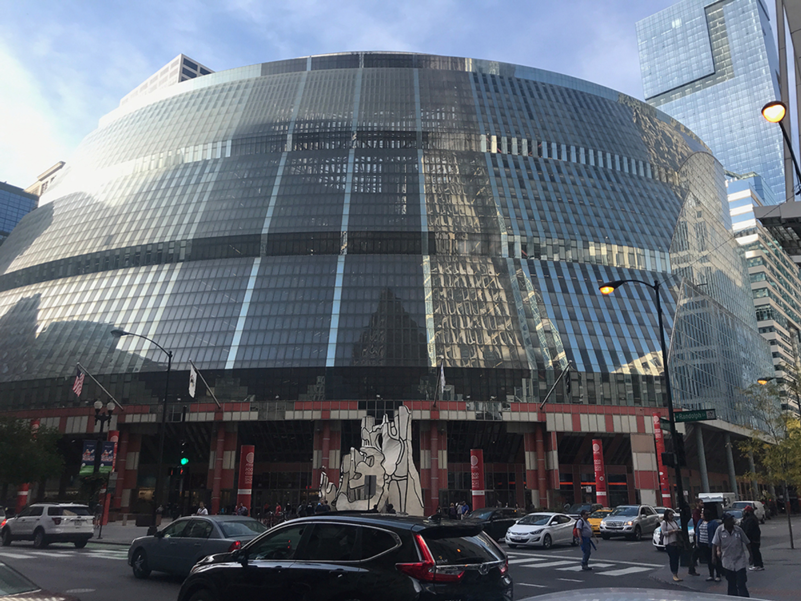 The James R. Thompson Center: Postmodern People's Palace - Docomomo