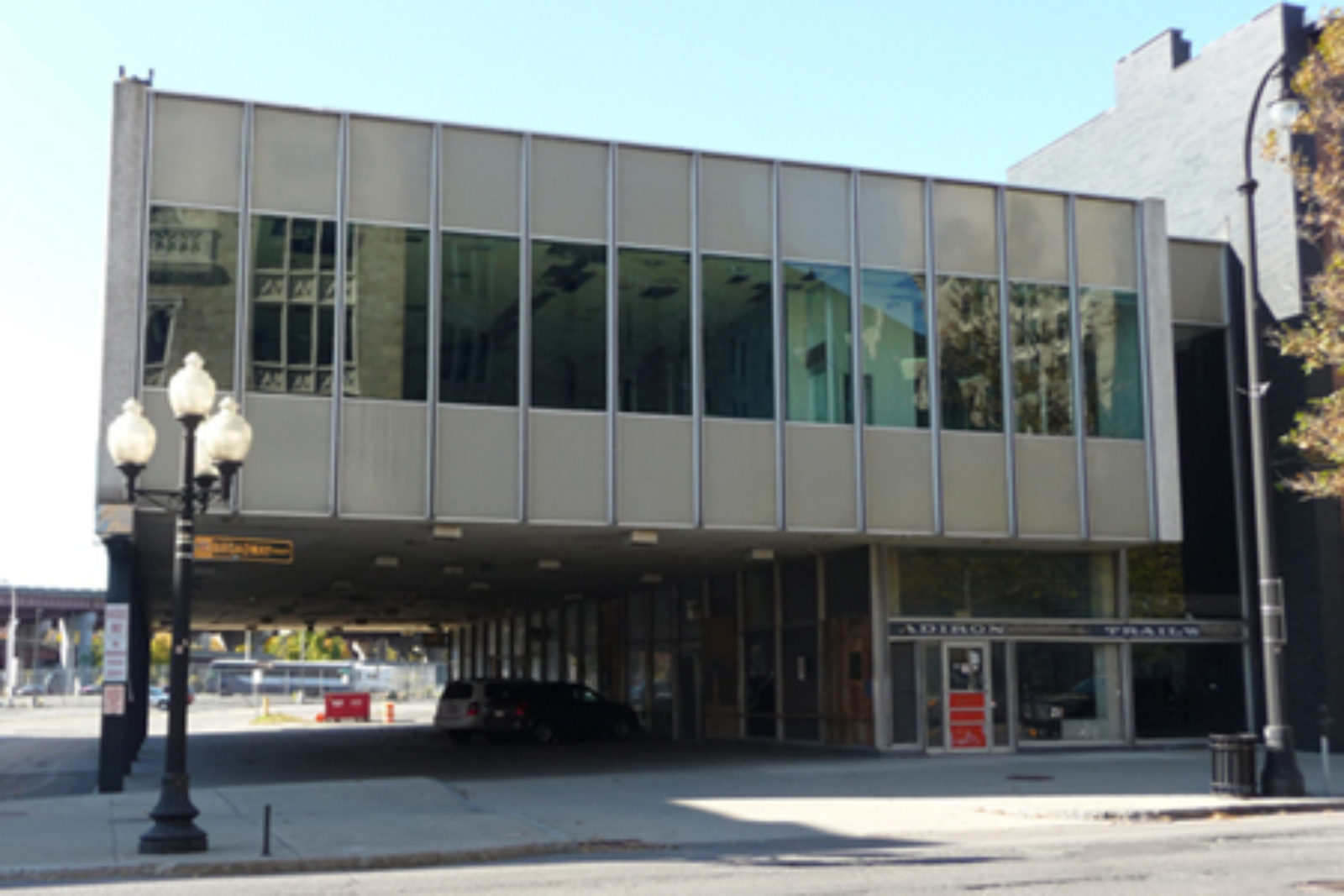 the-legacy-of-bus-terminals-docomomo