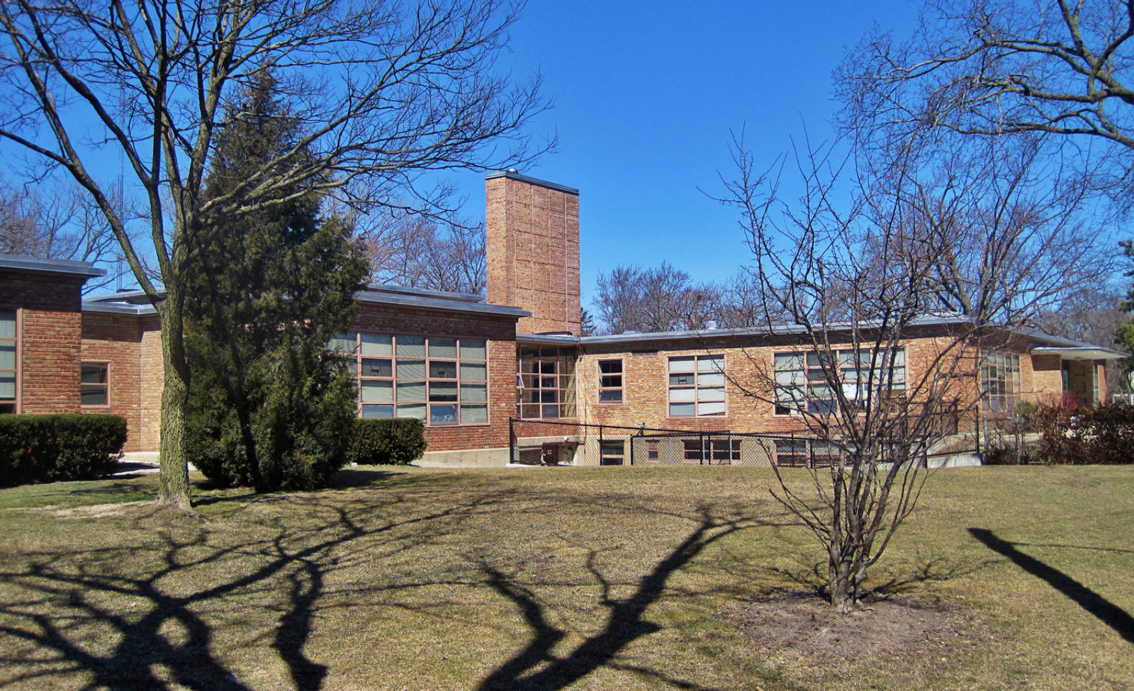 Saarinen + Netsch: Crow Island School and Northwestern University ...