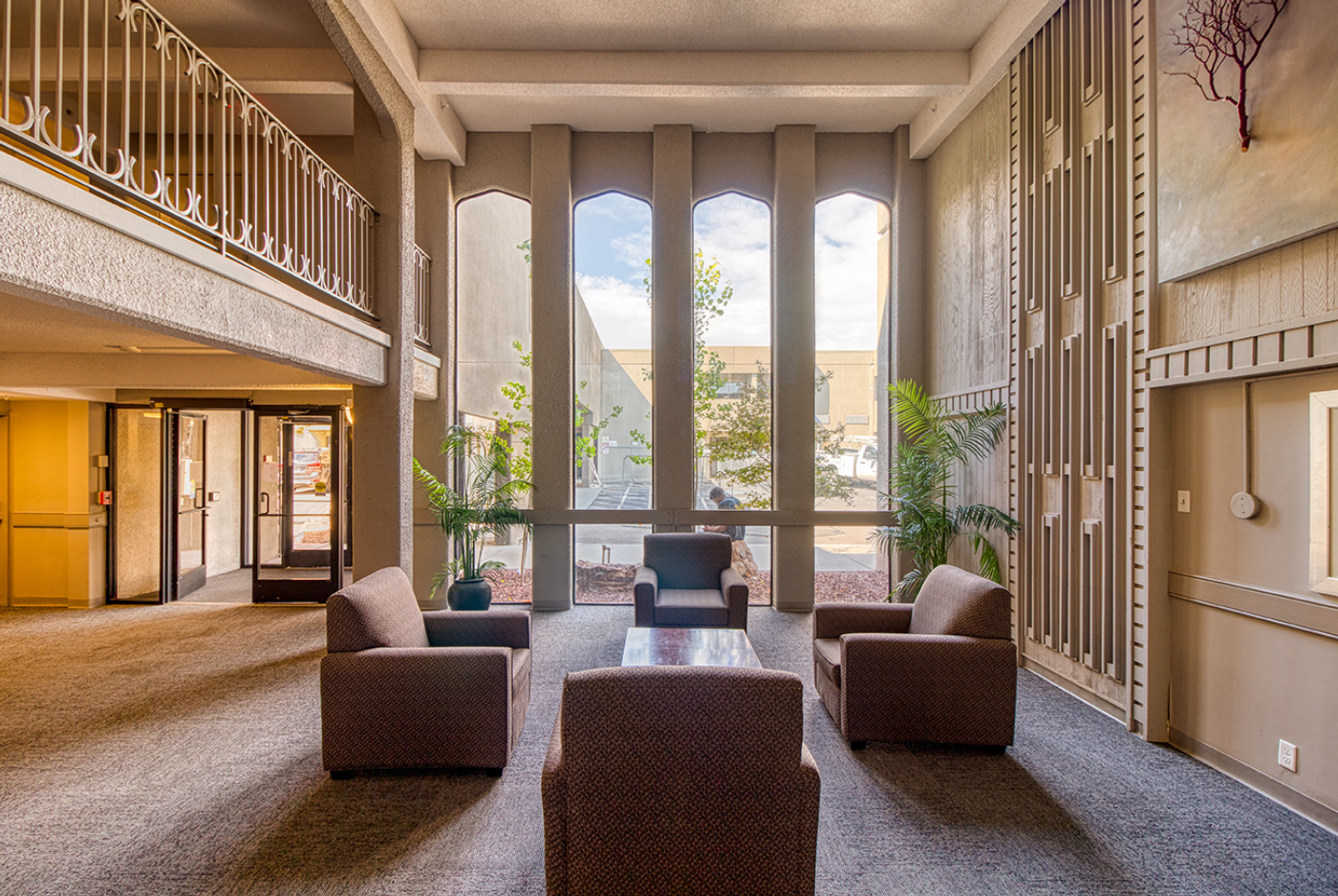 From Luxurious Hotel to Luxury Apartments The Legacy of 2500 Carlisle