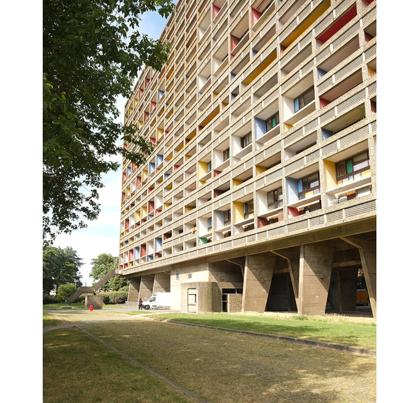 the-multiple-lives-of-the-unit-d-habitation-docomomo